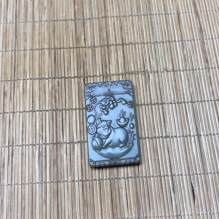 河***心和田玉未镶嵌挂件
