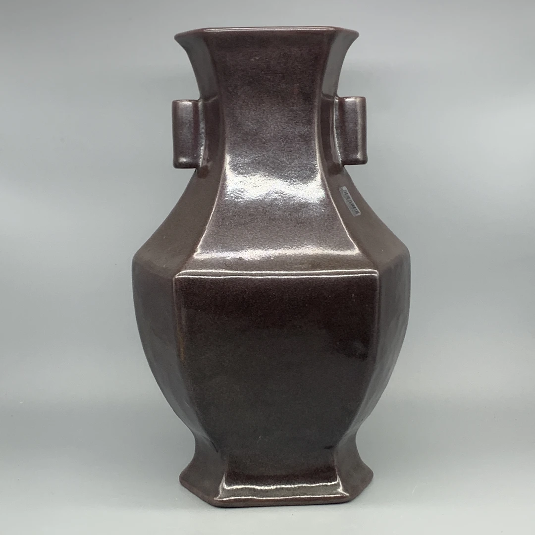 62511299*分链接2-1*清乾隆铁锈釉六方贯耳尊/瓷器六/MM