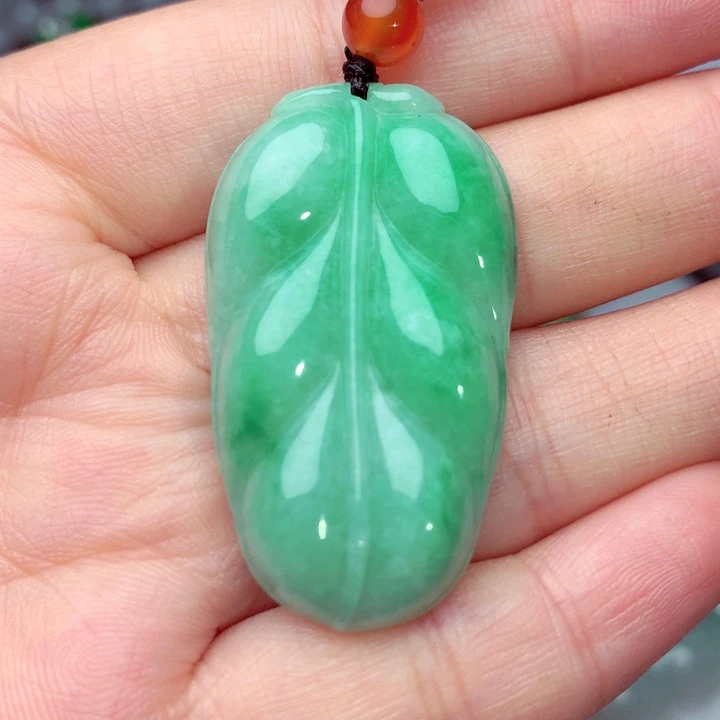 翡翠未镶嵌毛衣链