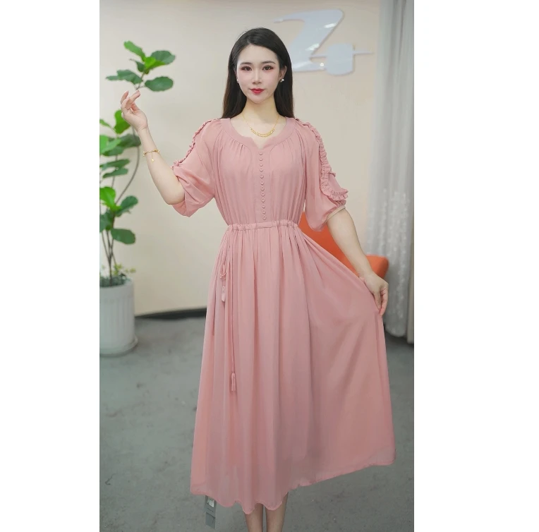 【伊一定制】B117-1连衣裙女2025新款遮肉显瘦洋气时尚法式显瘦裙子