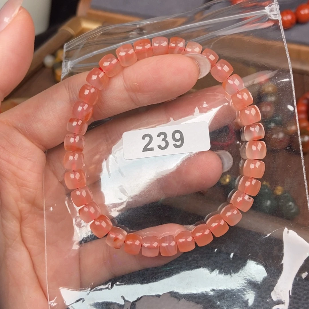 南红玛瑙未镶嵌手链
