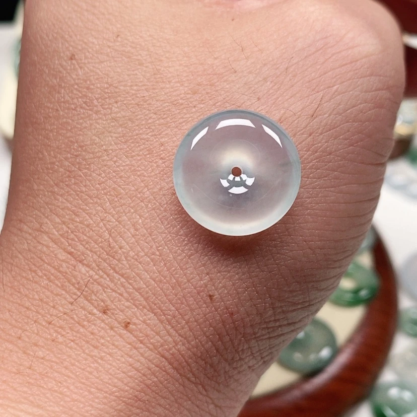 【闪购商品】翡翠未镶嵌吊坠(不含链)