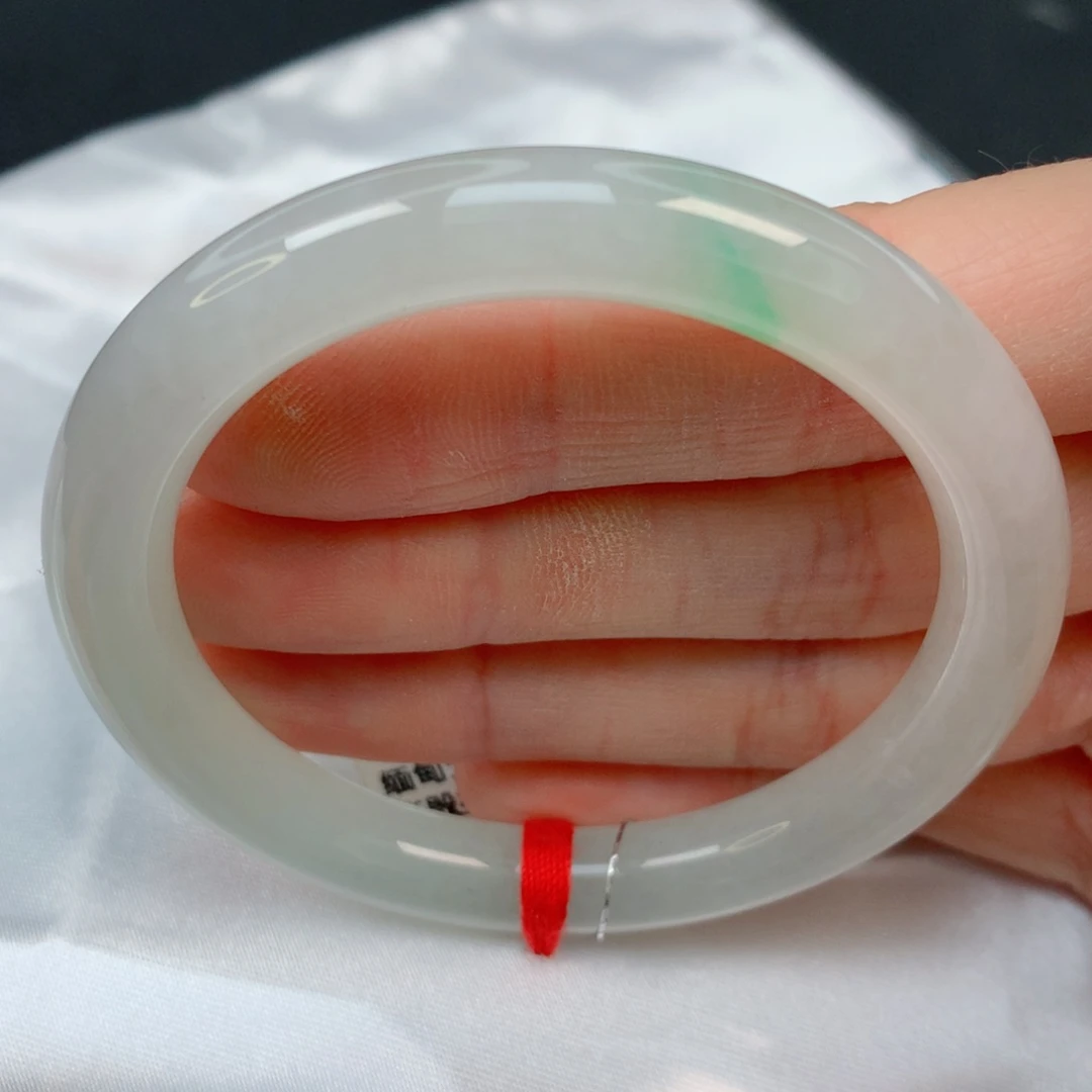 未镶嵌手镯翡翠50小圆条，糯冰淡粉底金丝阳绿，033