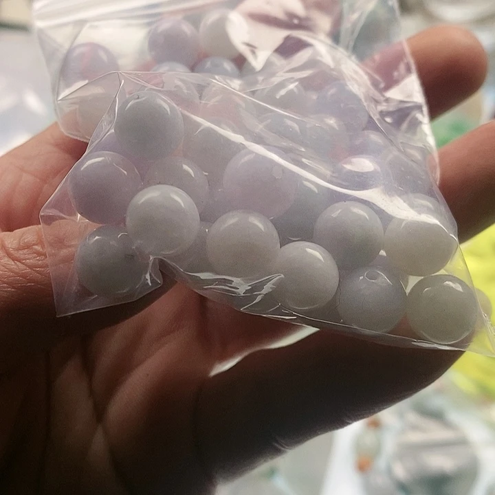 翡翠挂件未镶嵌豪***剑毛