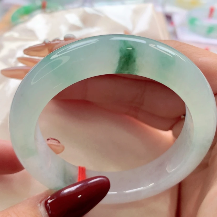 【闪购商品】翡翠手镯未镶嵌师妹