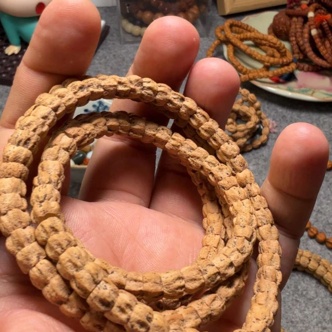 柏香籽/百香籽吊坠始****⁴