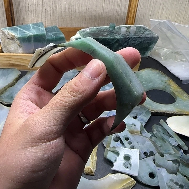 翡翠未镶嵌颈饰纯天然缅甸翡翠