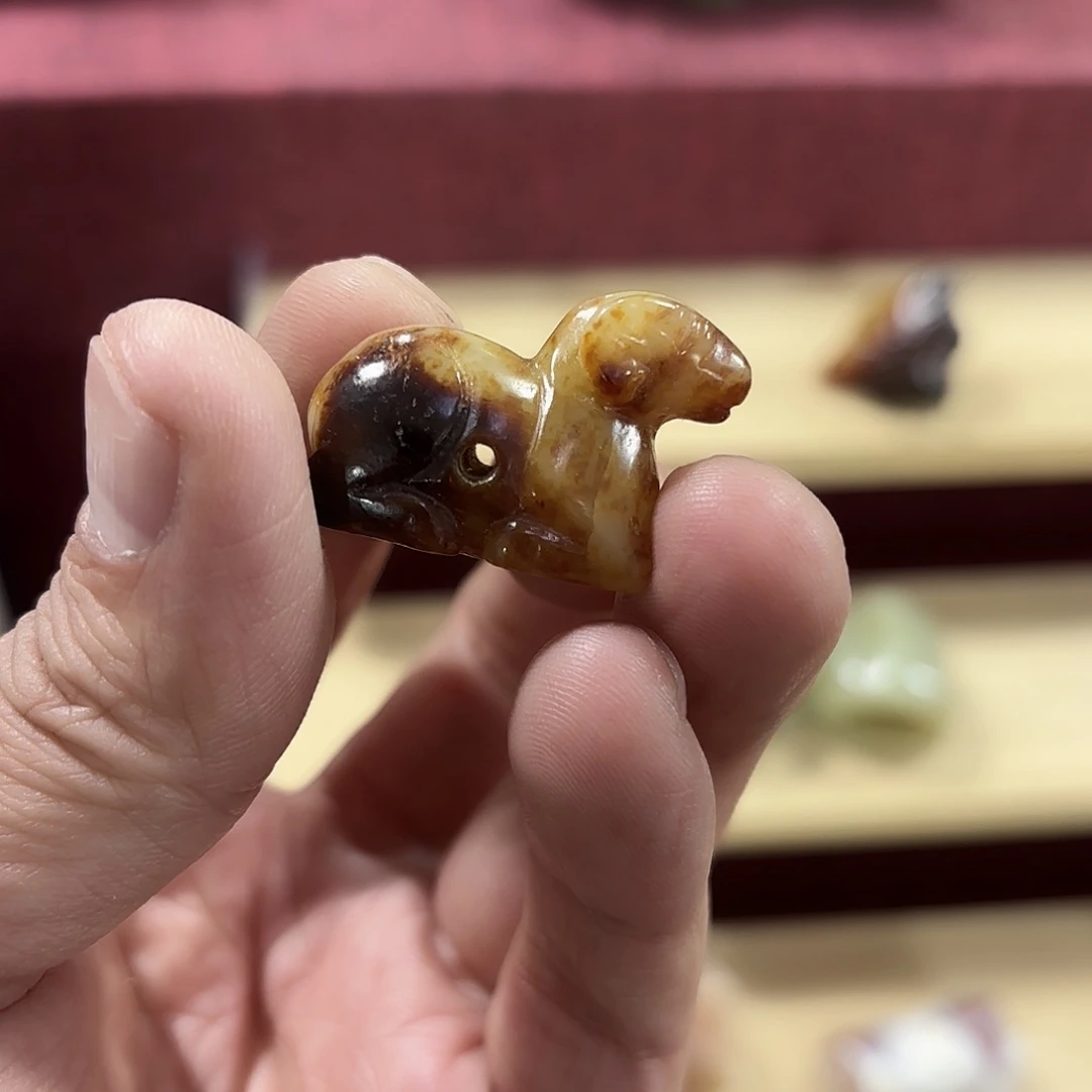 和田玉（糖玉）未镶嵌颈饰