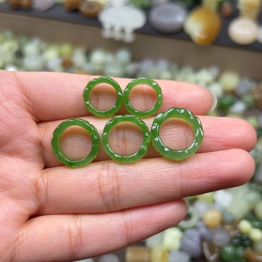 和田玉未镶嵌颈饰168一个多样性发其一