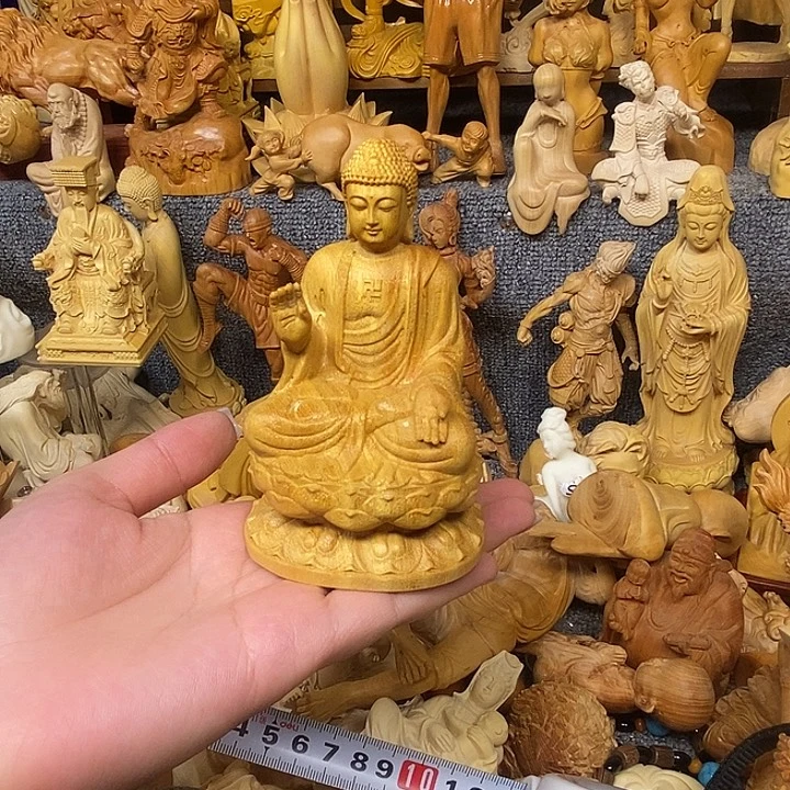 樟科（黄金檀）黄金檀瑕疵阿弥陀佛