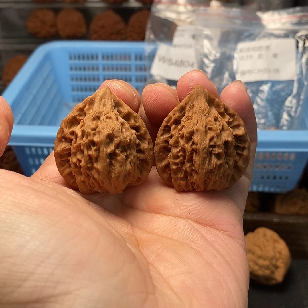 1文玩核桃昊天冠35-298