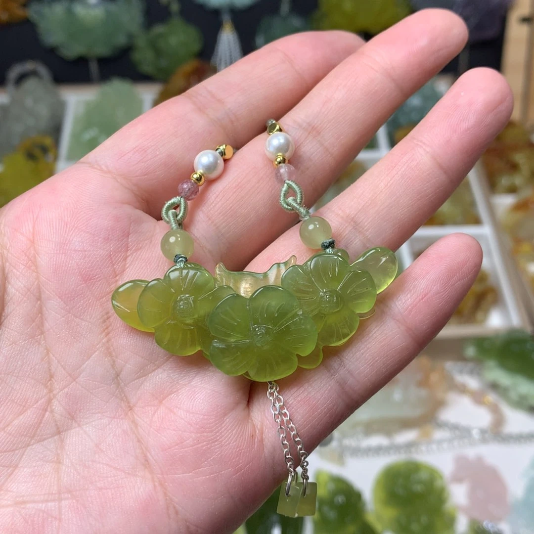 合金蛇纹石玉项链
