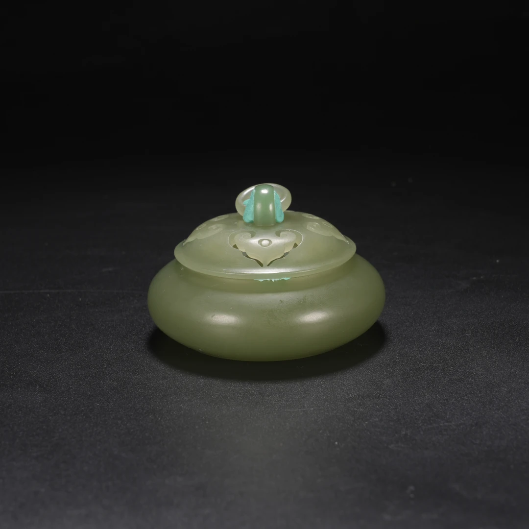 lot5和田玉香插（张春风）/保利拍卖