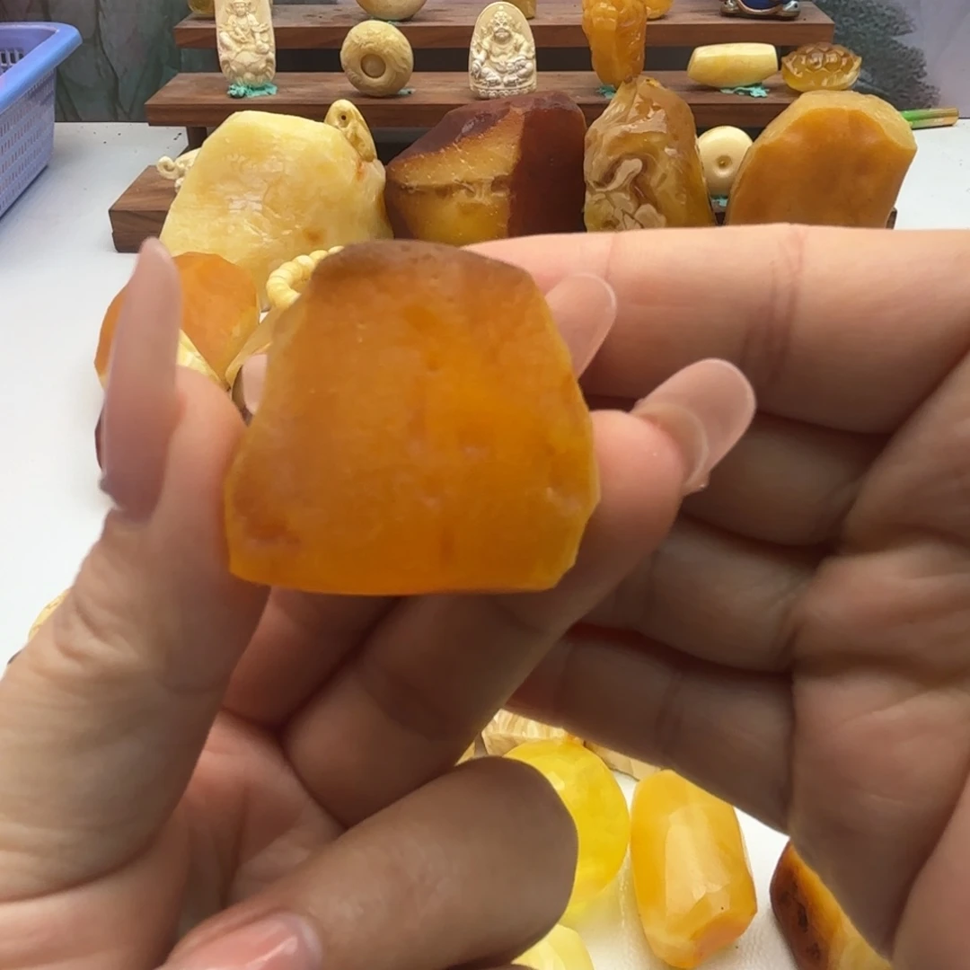 哆***～定制琥珀未镶嵌琥珀