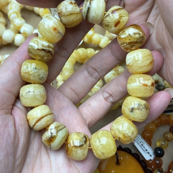 琥珀未镶嵌珠宝奇石17