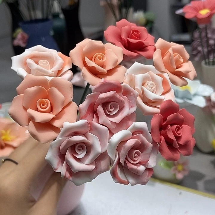 陶瓷纯手工捏花设计