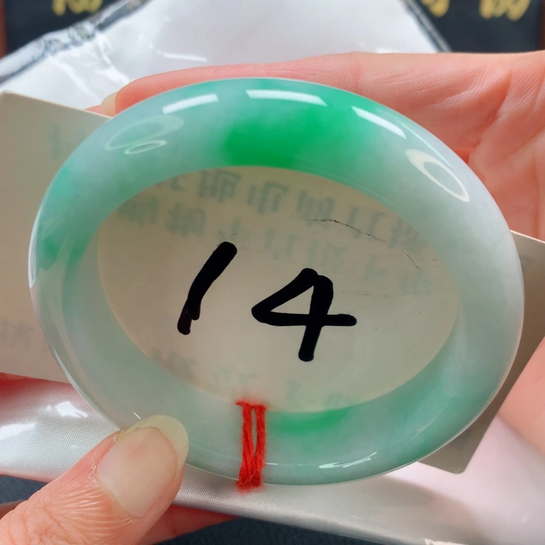 未镶嵌手镯翡翠正圈宽版正阳绿