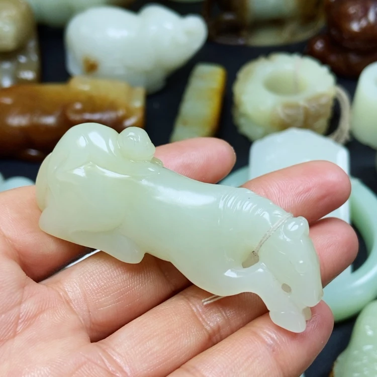 【闪购商品】和田玉颈饰未镶嵌浮**華