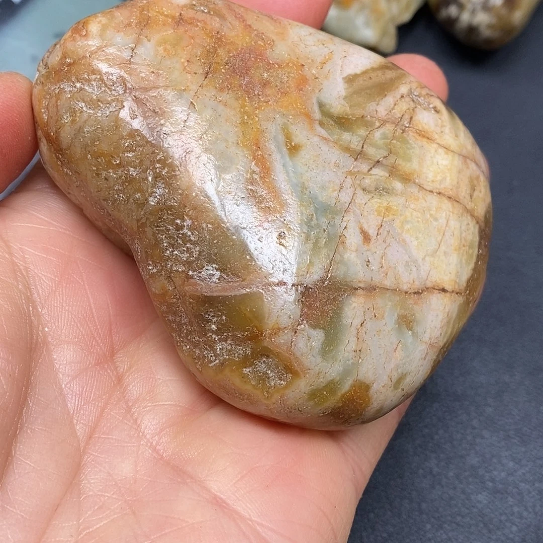 和田玉未镶嵌珠宝奇石