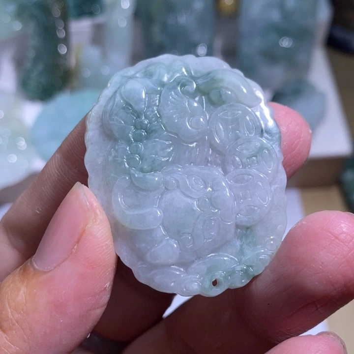【闪购商品】颈饰未镶嵌翡翠貔貅