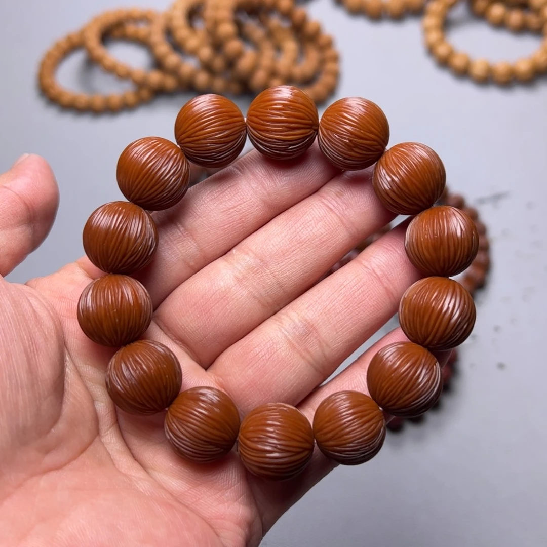 猴头核桃吊坠猴头金丝