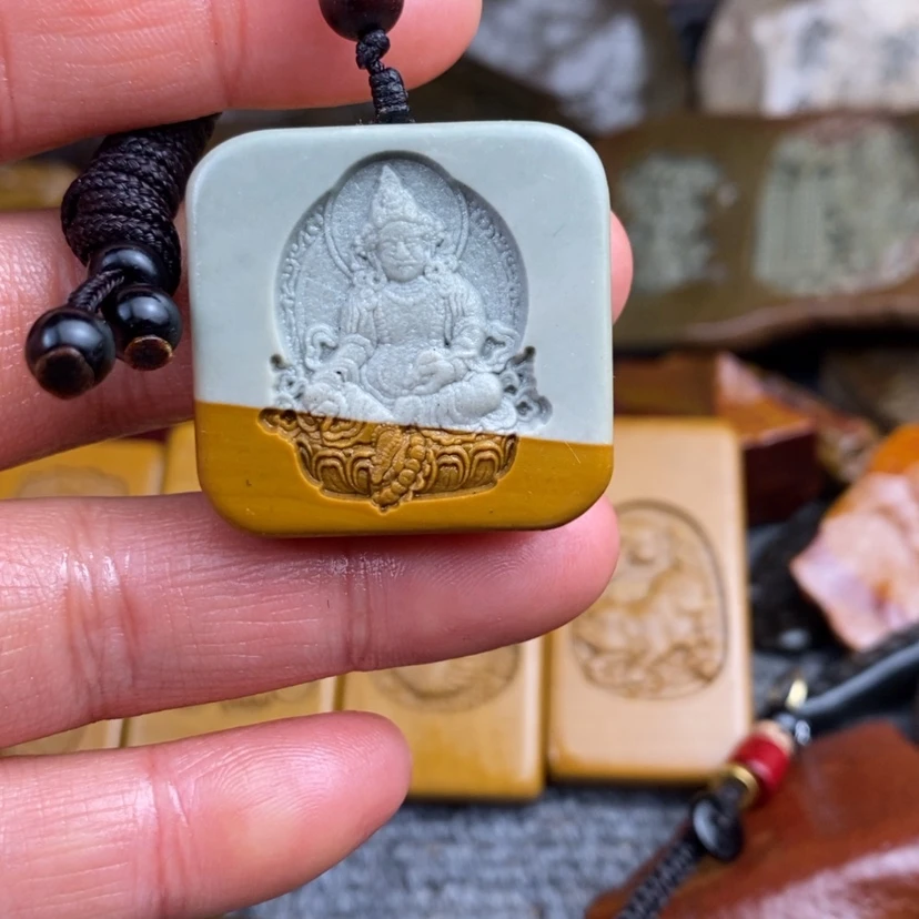 【闪购商品】原石雕刻手把件