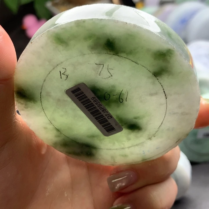 未镶嵌手镯定制翡翠