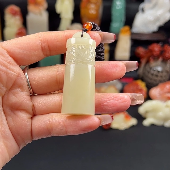 寿山石老性芙蓉石