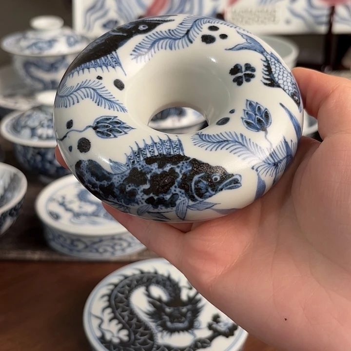 贝*鱼藻盖置甜甜圈盖置