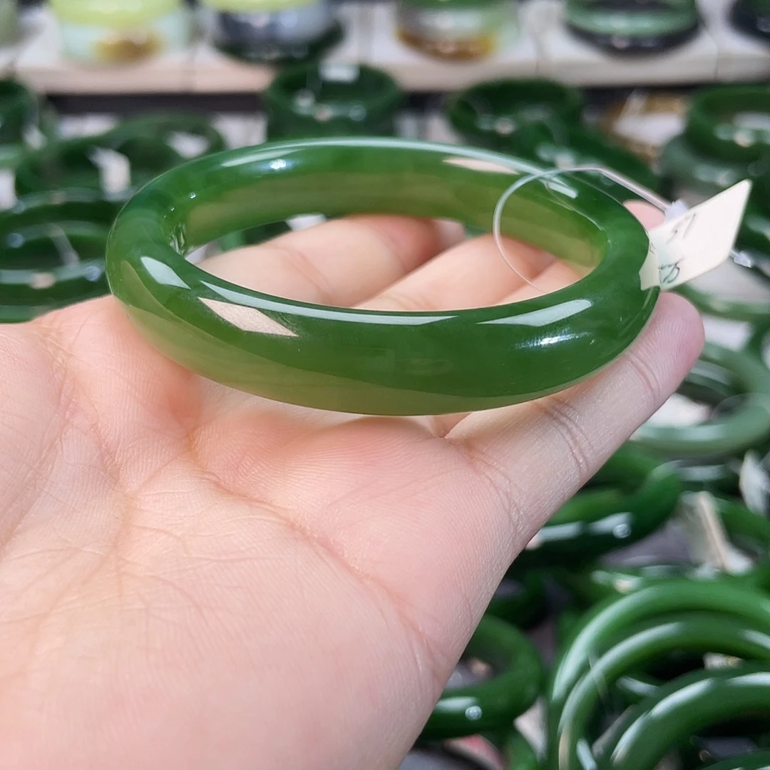 和田玉（碧玉）手镯未镶嵌