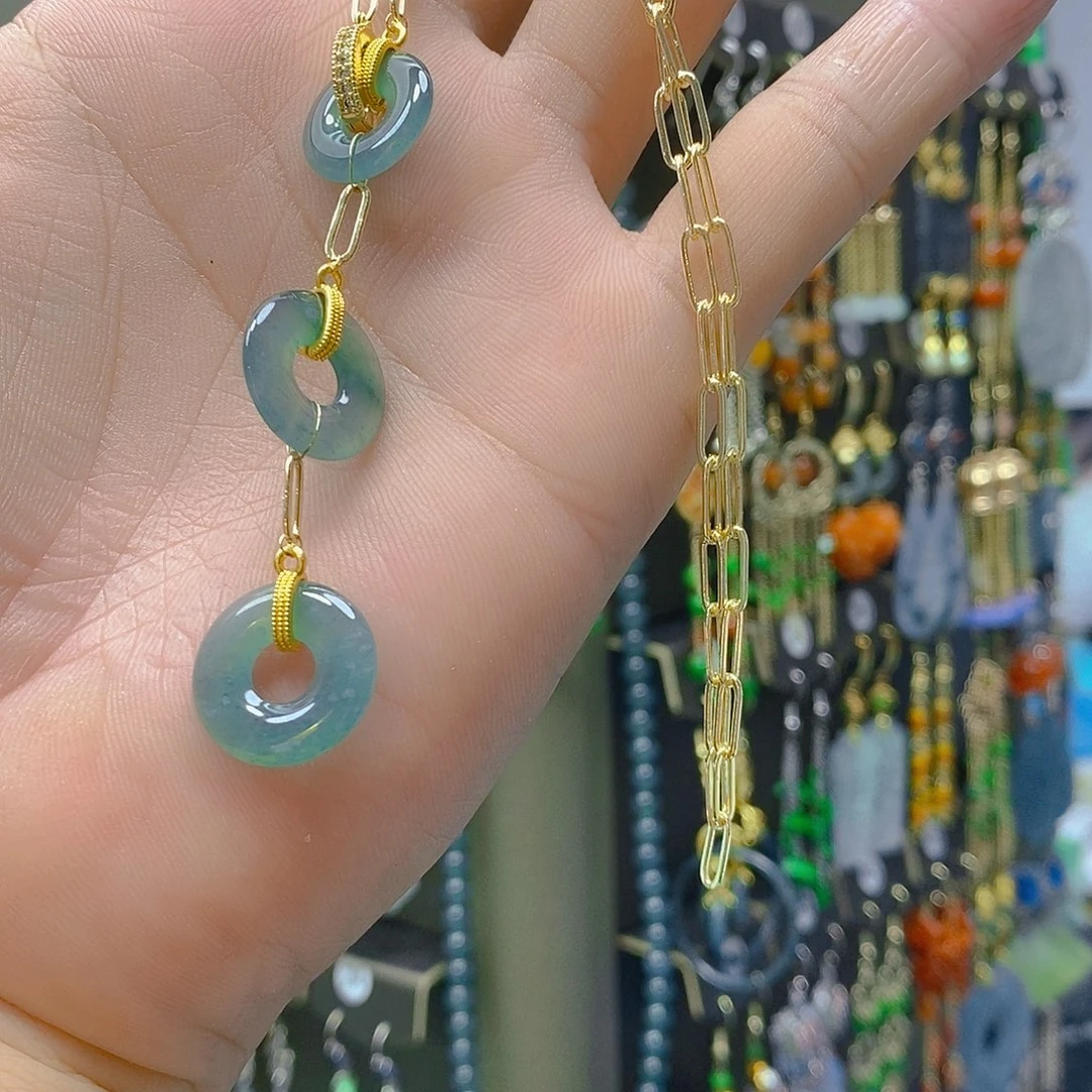 未镶嵌翡翠耳饰翡翠