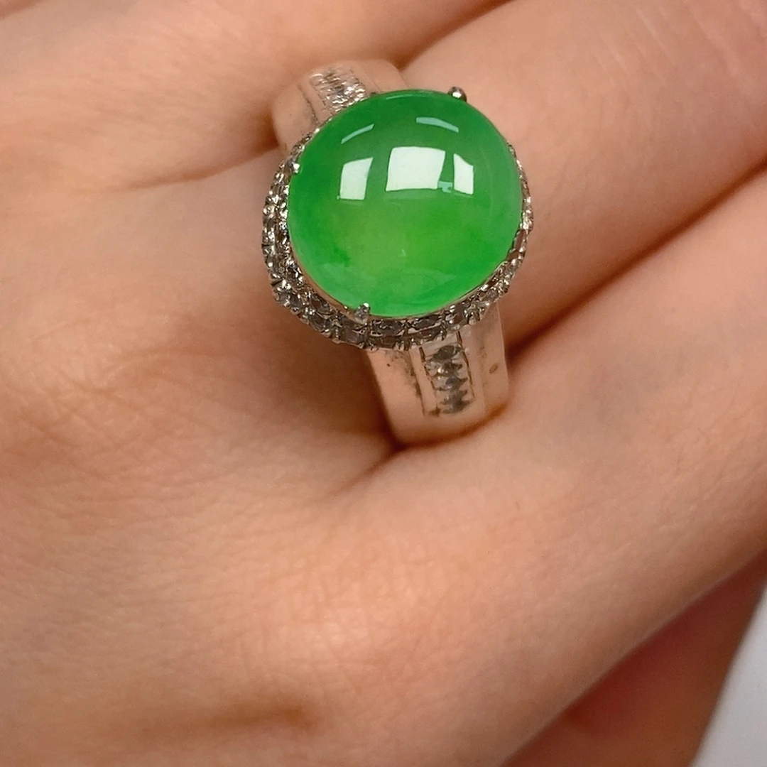 你***好翡翠未镶嵌颈饰翡翠