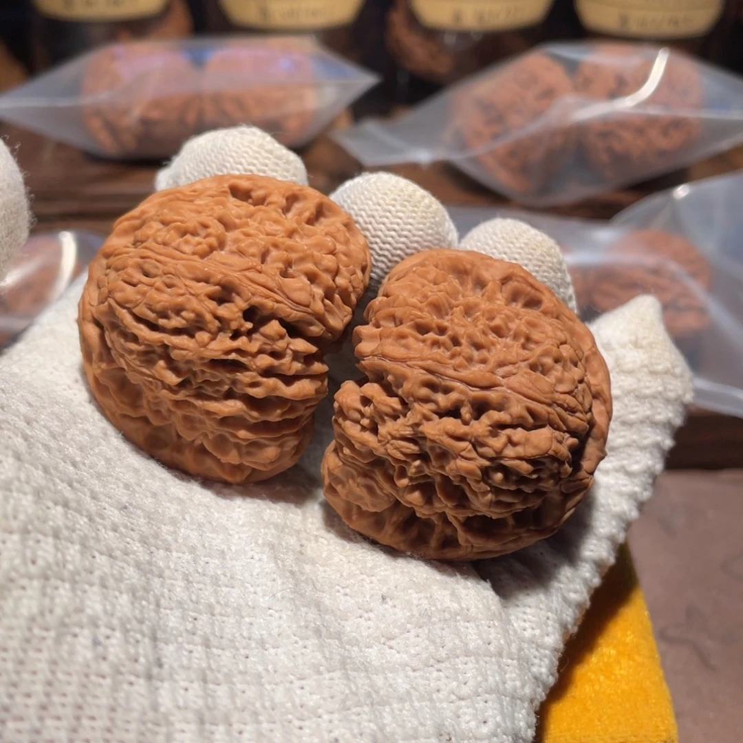 把件文玩核桃46拉丝球疆