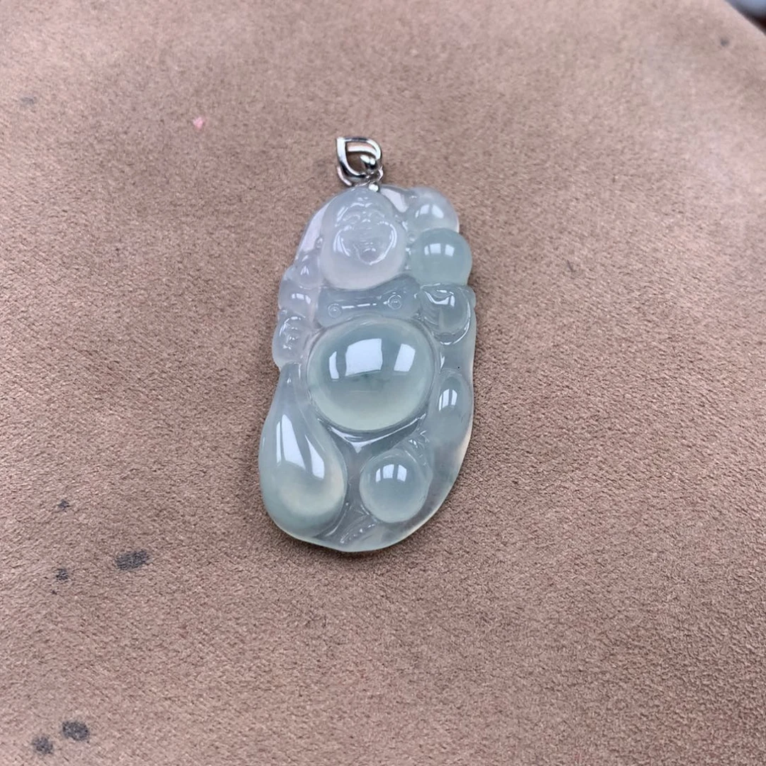 翡翠18K金镶嵌颈饰缅甸翡翠A货