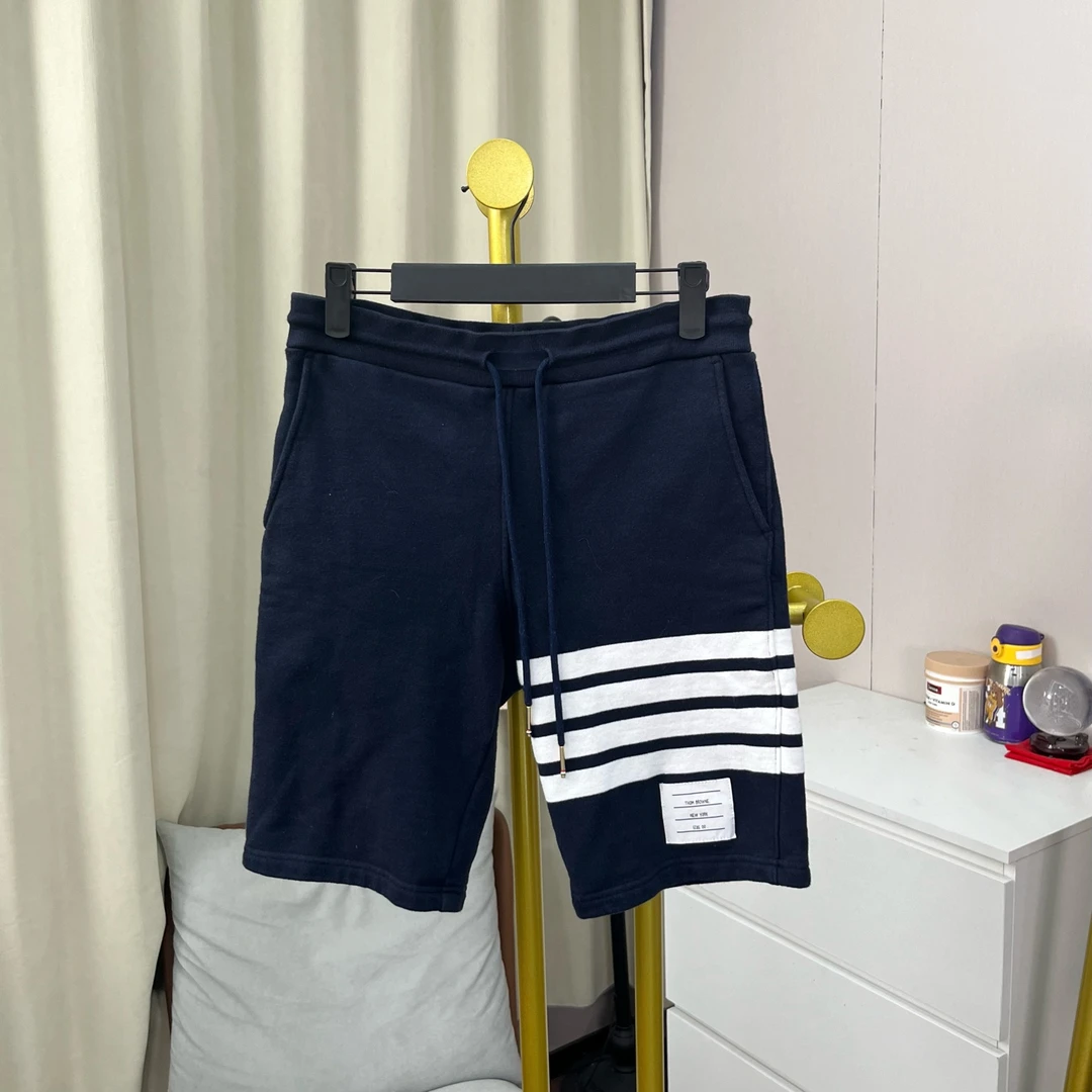 99新 THOMBROWNE /梅芙/藏蓝色四杠短裤 0码