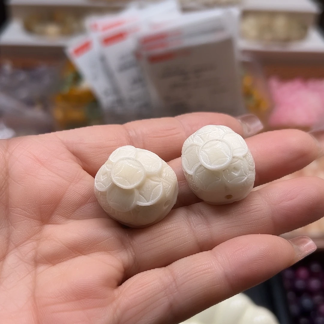 手串菩提根/象牙果通货白色金钱龟2颗卡24