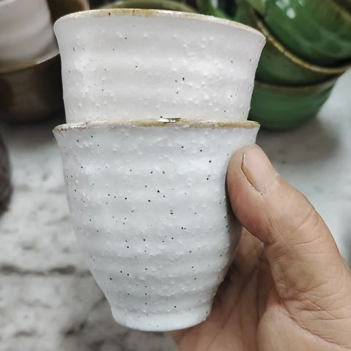 瓷片瓷器，五厂，各种摆件，瓷片！一个里面有干裂！