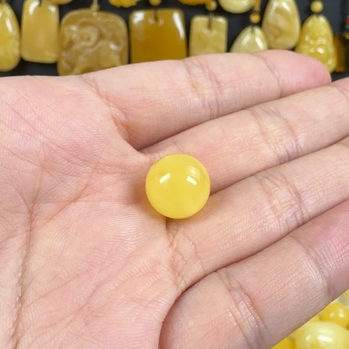 未镶嵌蜜蜡珠宝奇石d****0