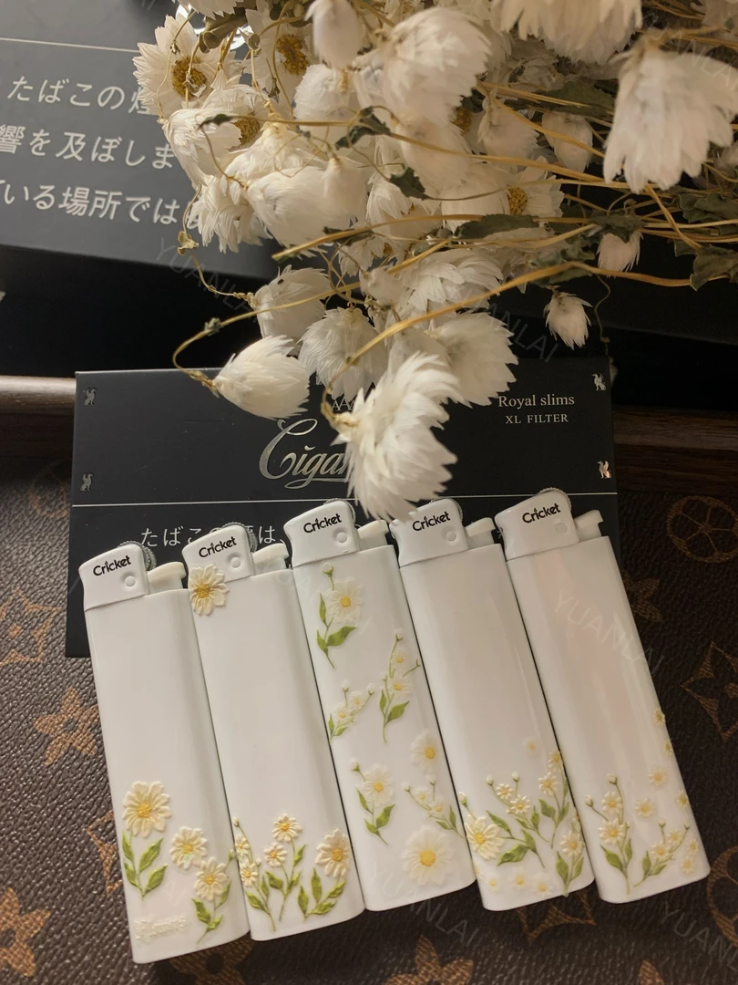 草蜢cricket高颜值创意个性小雏菊砂轮打火机适合送男女生礼物