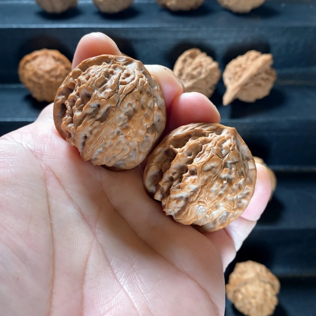 桃核把件折*野生原树平谷金蟾38微修