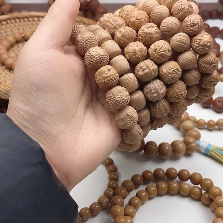 ｖ***點吊坠猴头核桃猴头