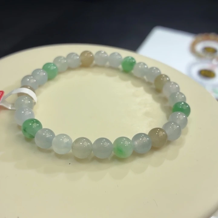 翡翠未镶嵌手链卡6.8