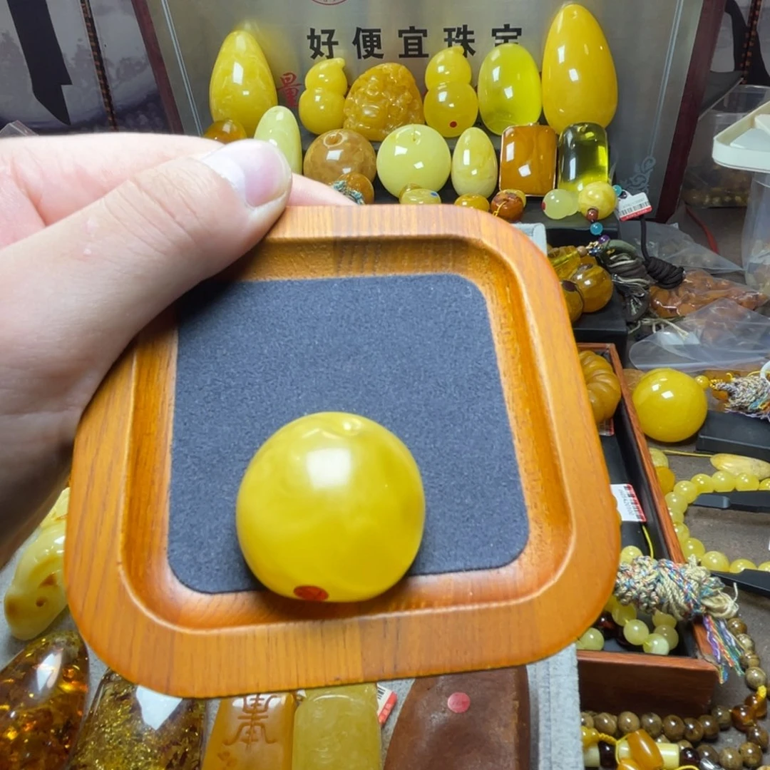 裸石琥珀未镶嵌蜜蜡