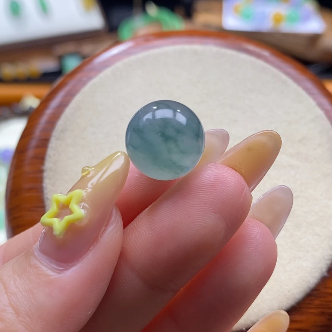 翡翠未镶嵌颈饰翡翠冰胶蓝底飘花珠14.3mm