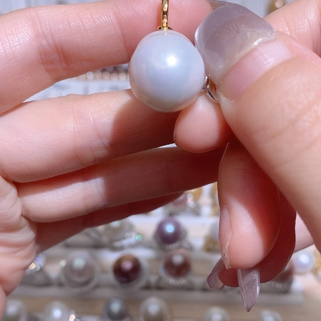 淡水珍珠银S925镶嵌吊坠(赠链)w