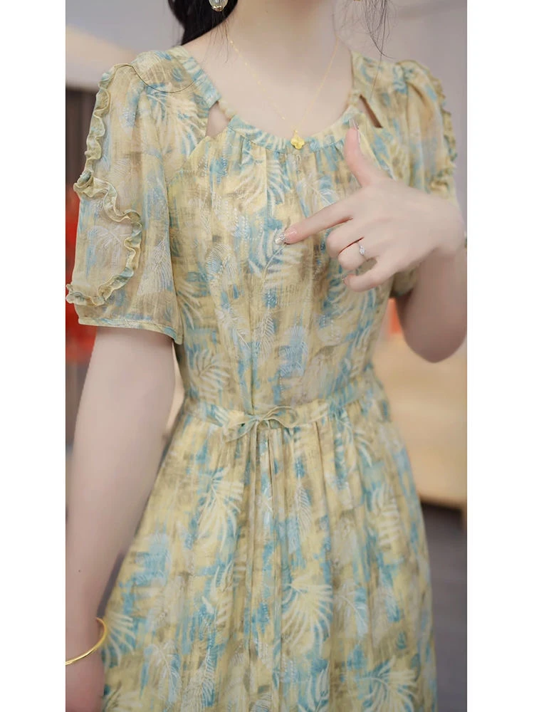 夏季梦幻风连衣裙绿色常规收腰印花设计感裙子A字裙