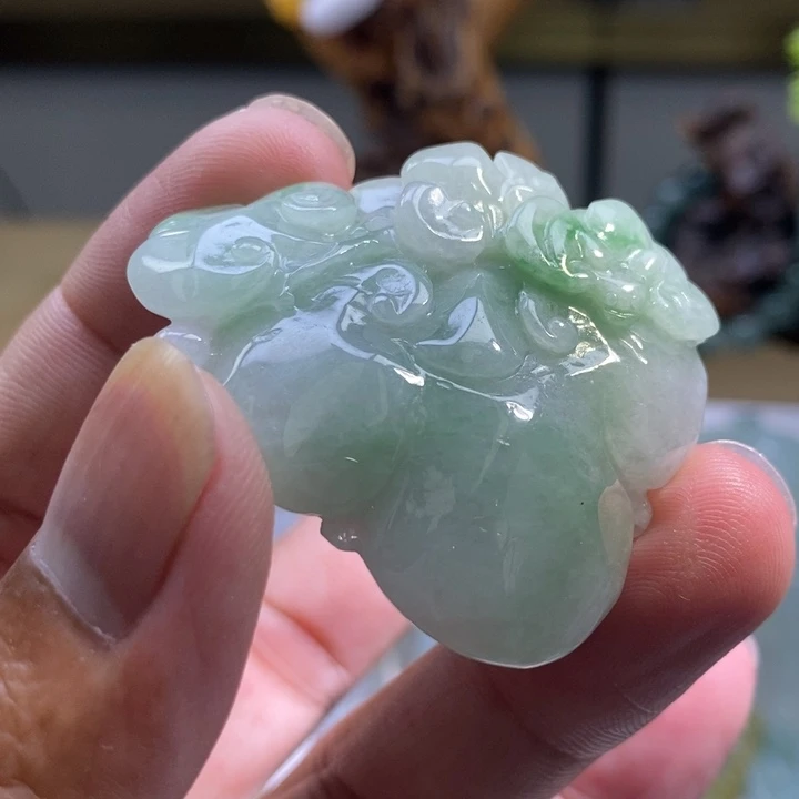 【闪购商品】翡翠未镶嵌颈饰111111111111111