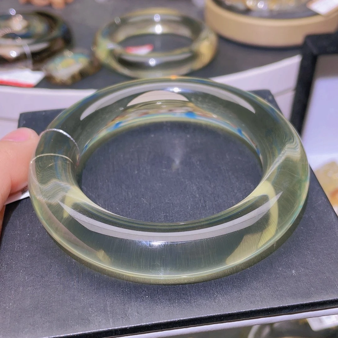 水晶手镯未镶嵌天然黄水晶手镯