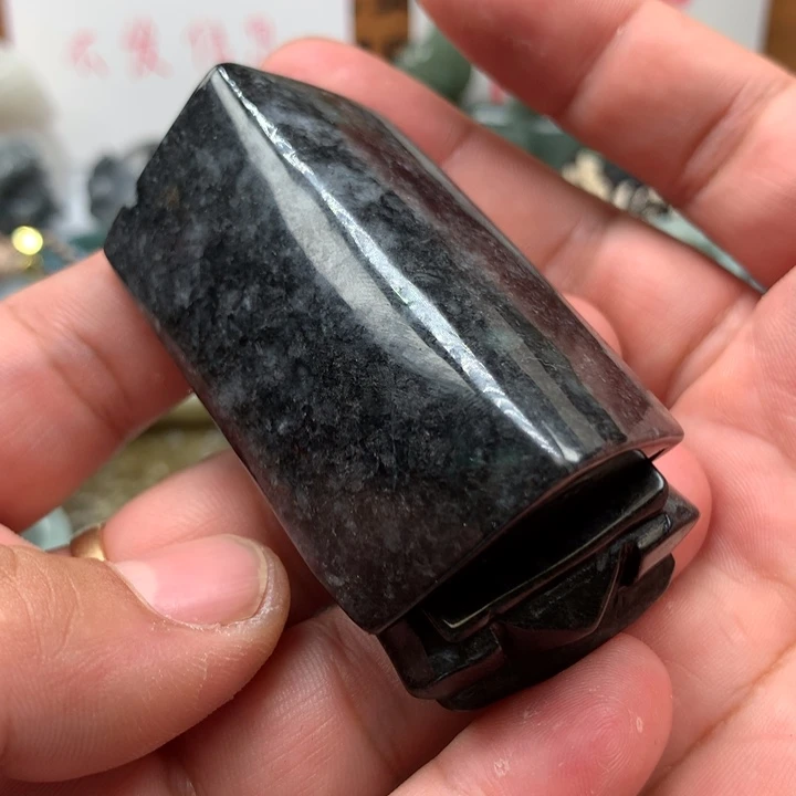 翡翠颈饰未镶嵌保真天然A货翡翠