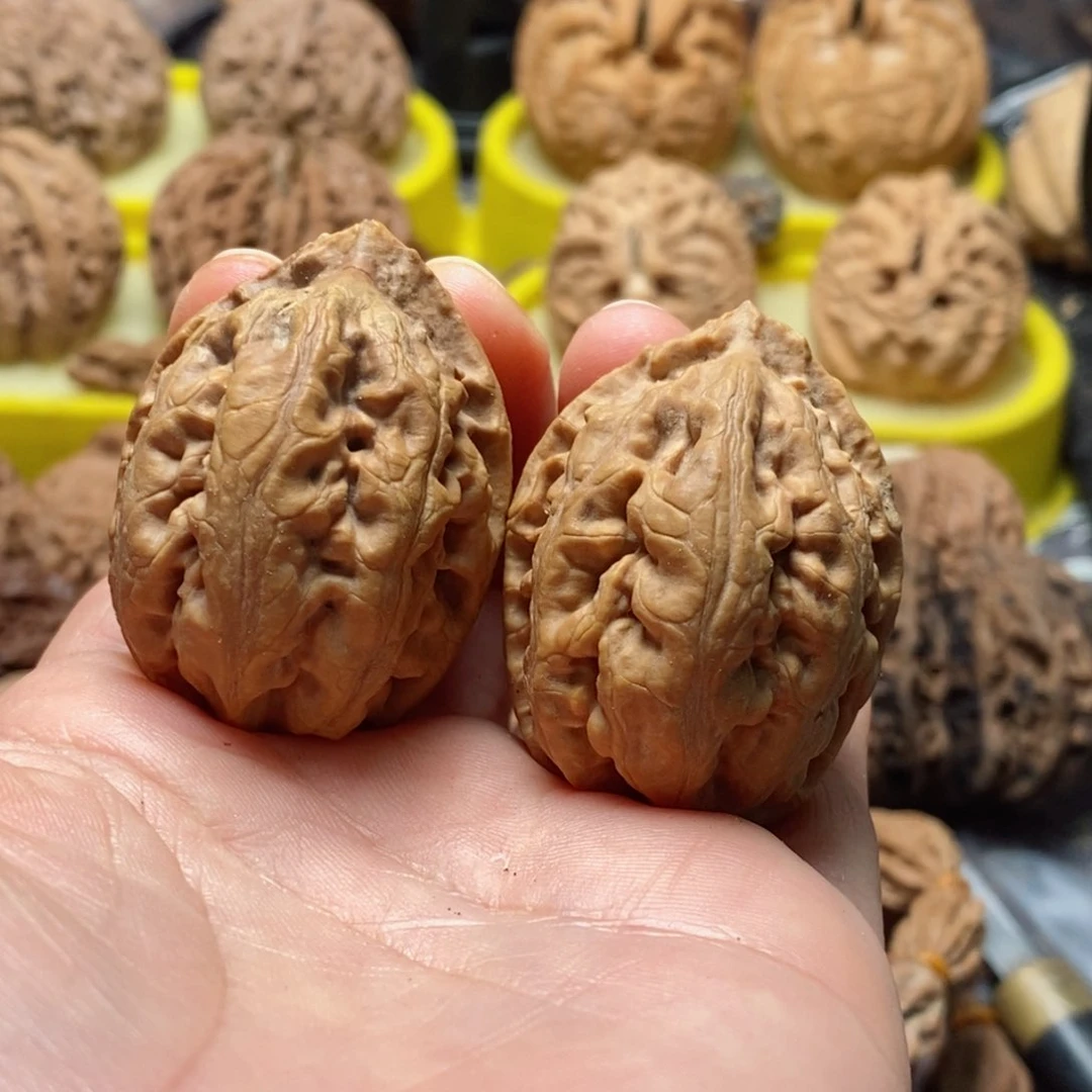 文玩核桃吊坠瑕疵107